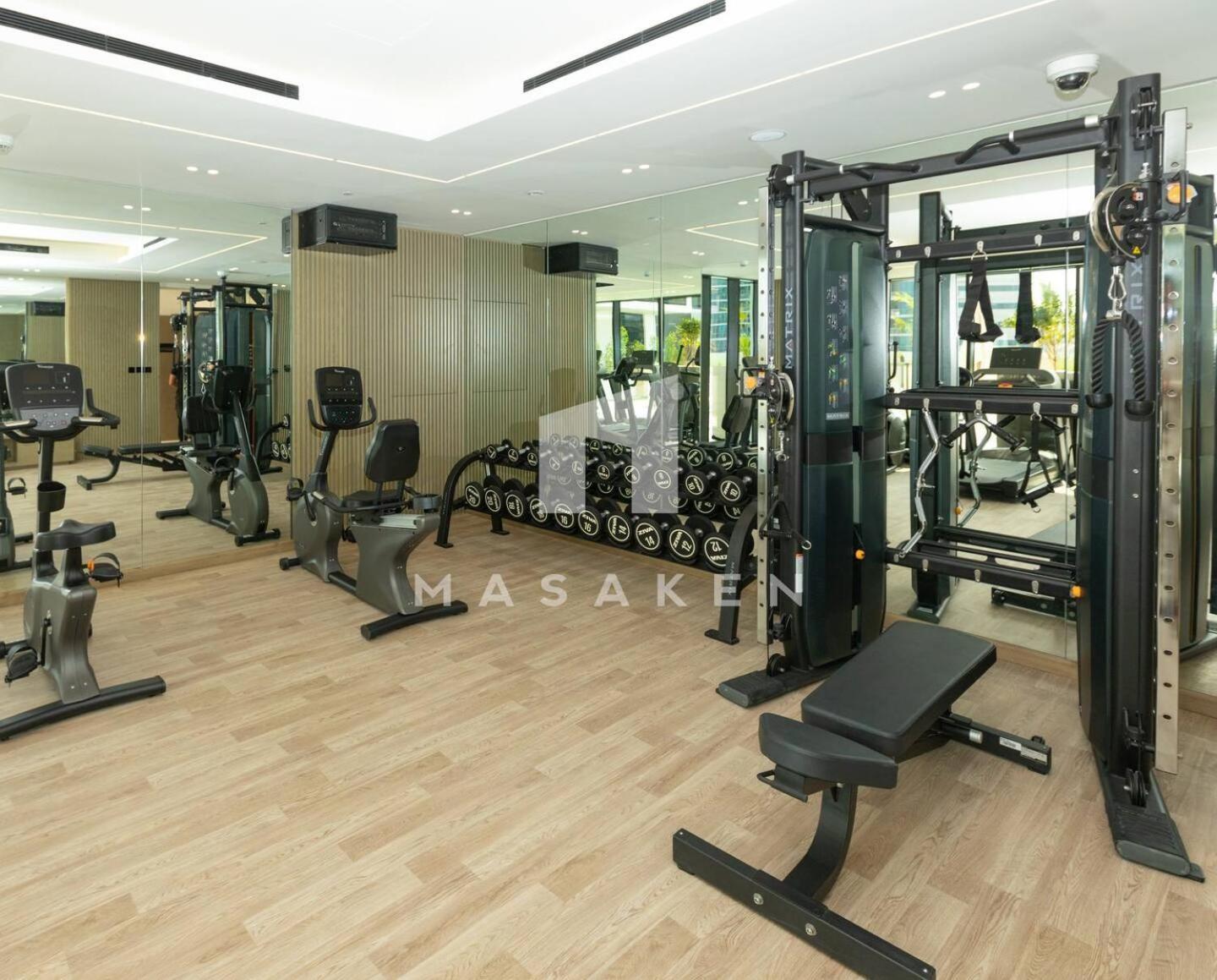 Modern 1br Jvc Balcony & Free Parking Pool Dubai